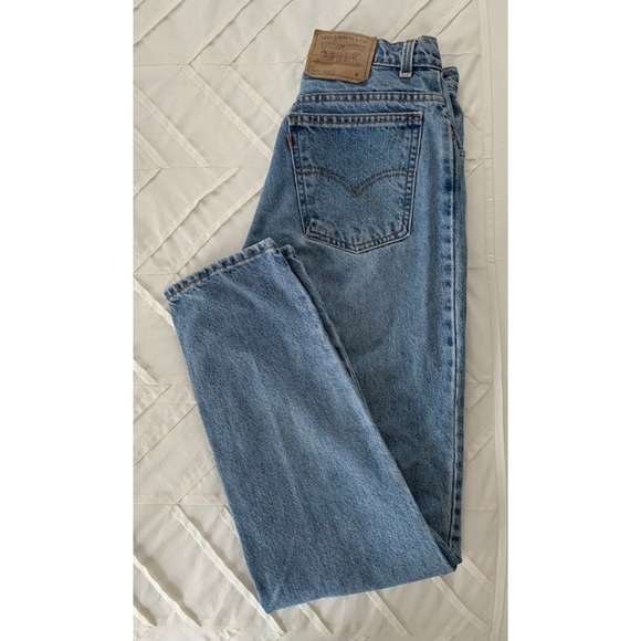 Levi's Denim - VINTAGE LEVI’S Super High Rise, Medium Wash Denim
